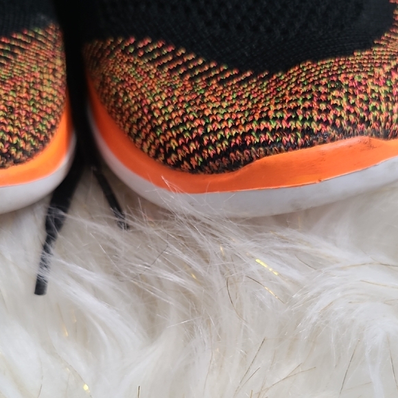 Nike Black and Orange Dynamic Sneakers - Picture 5 of 13